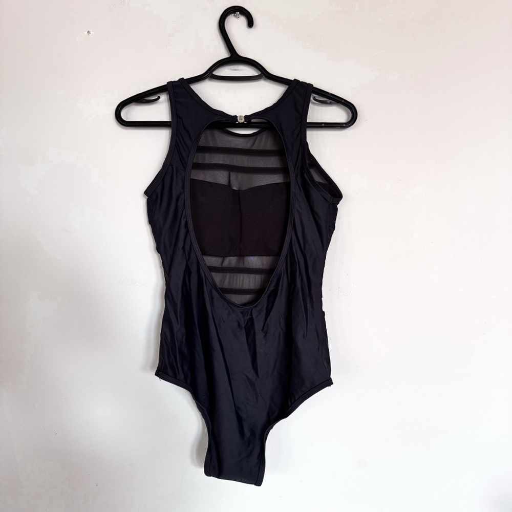 Amazon • Bathing Suit - Picture 5 of 5